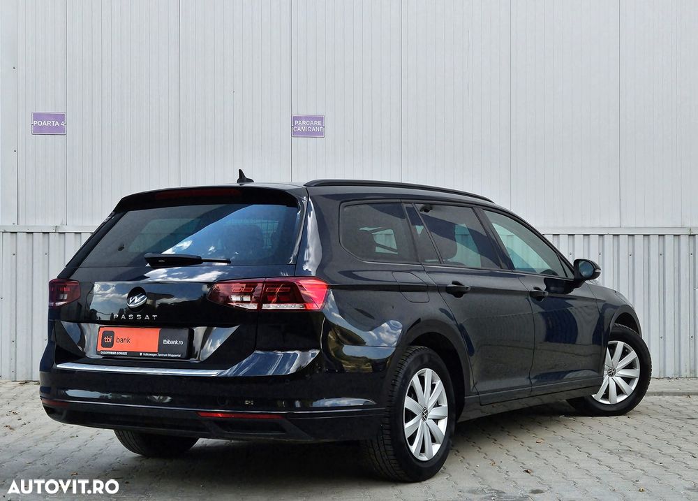 Volkswagen Passat - 17