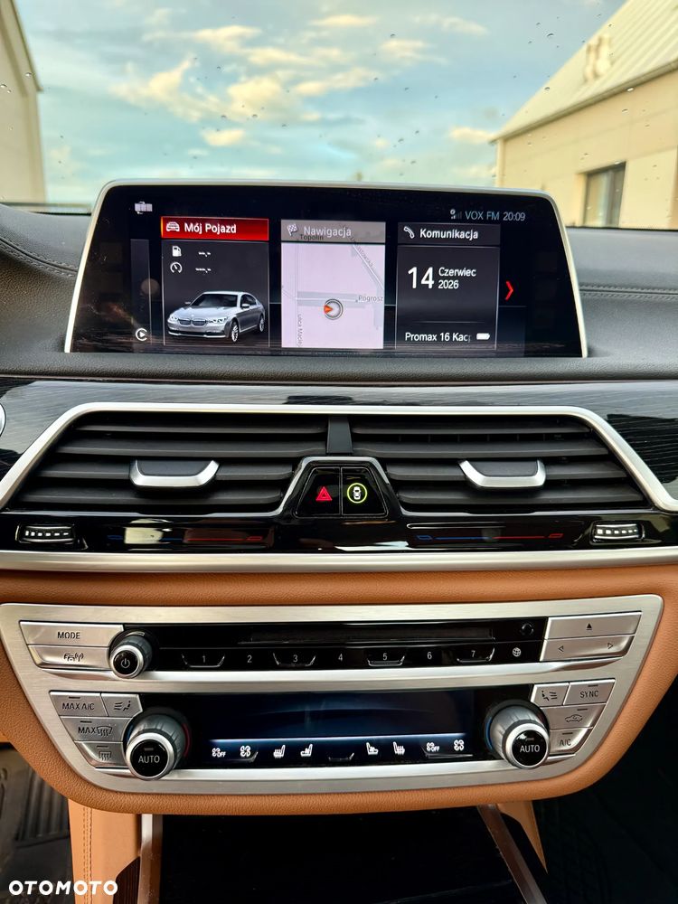 BMW Seria 7 740d xDrive - 8