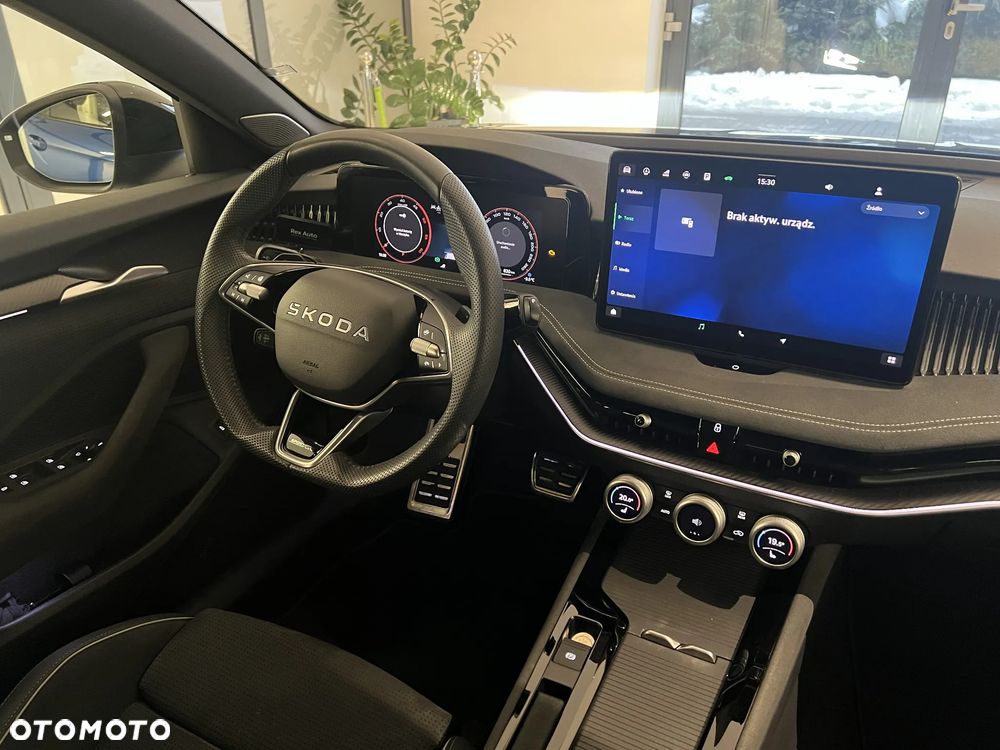 Skoda Superb 2.0 TDI SCR 4x4 Sportline DSG - 18