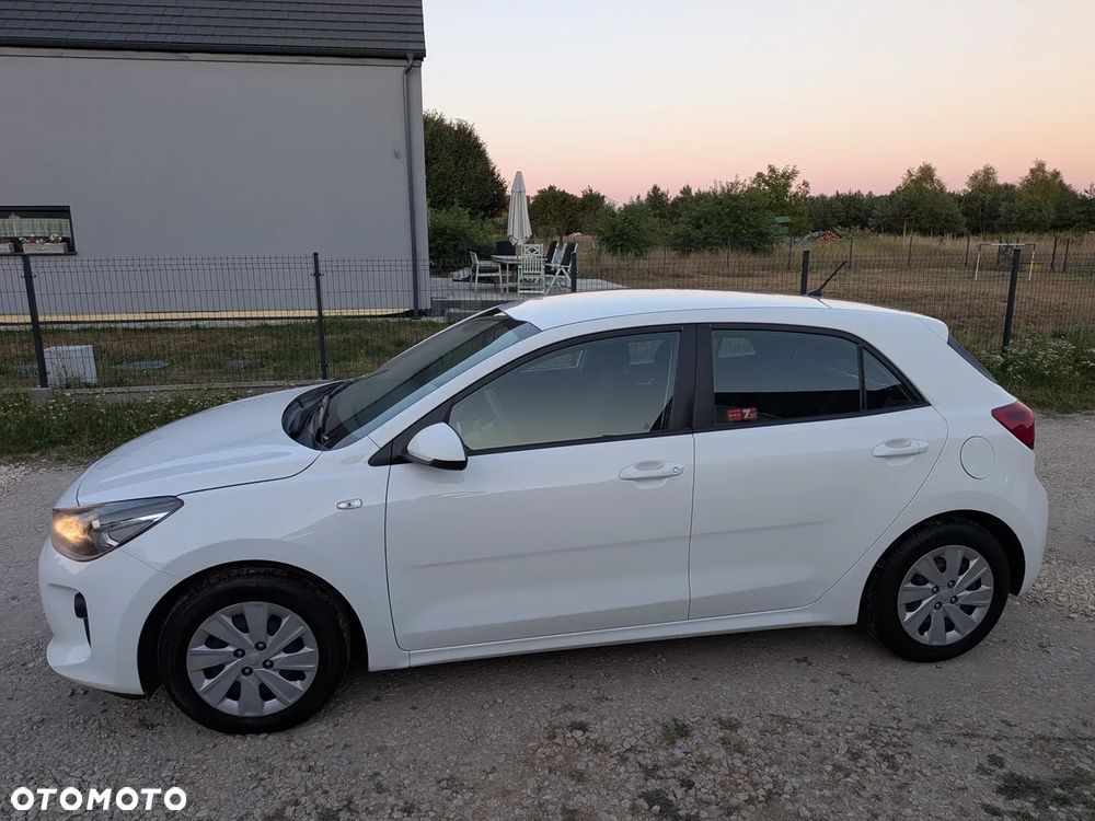 Kia Rio 1.2 M - 4