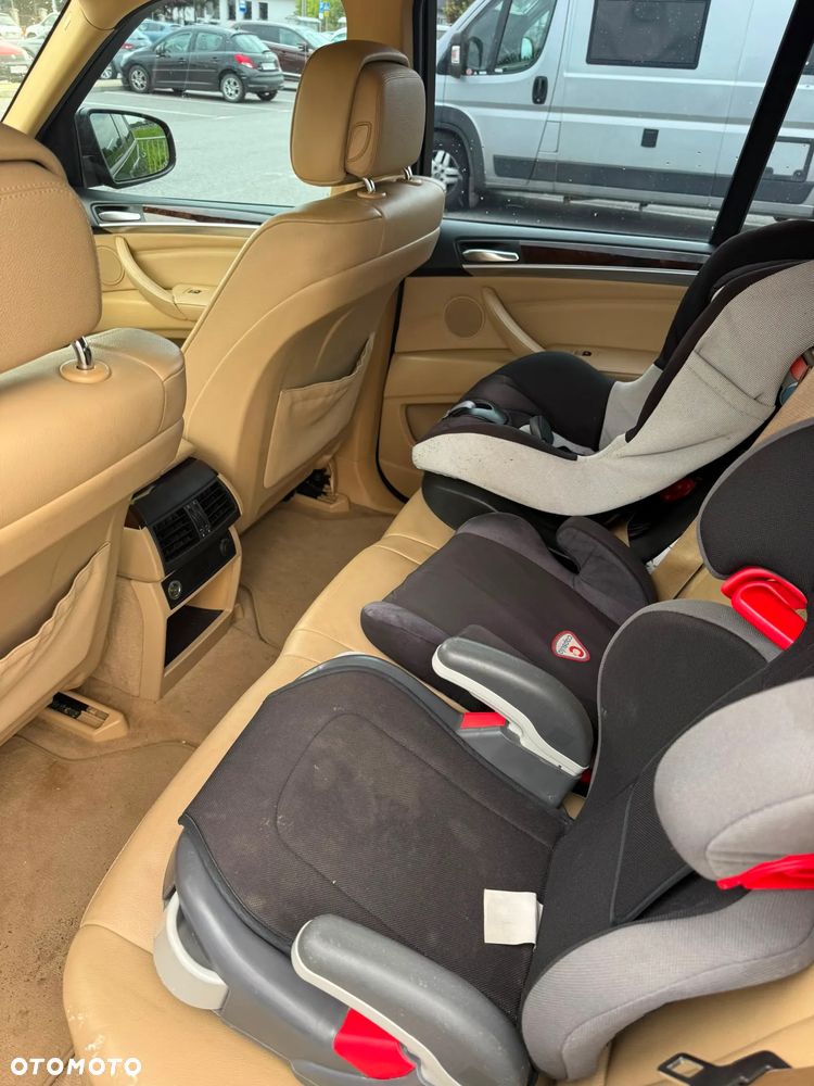 BMW X5 xDrive35i Edition Exclusive - 26