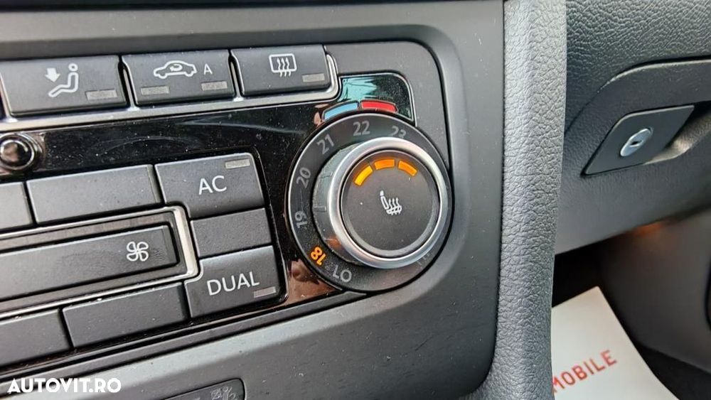 Volkswagen Golf - 17