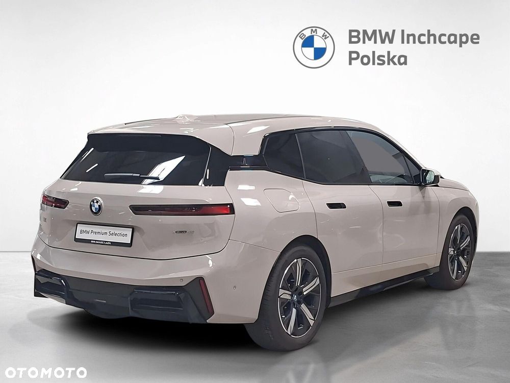 BMW iX xDrive45 100.6kWh - 6