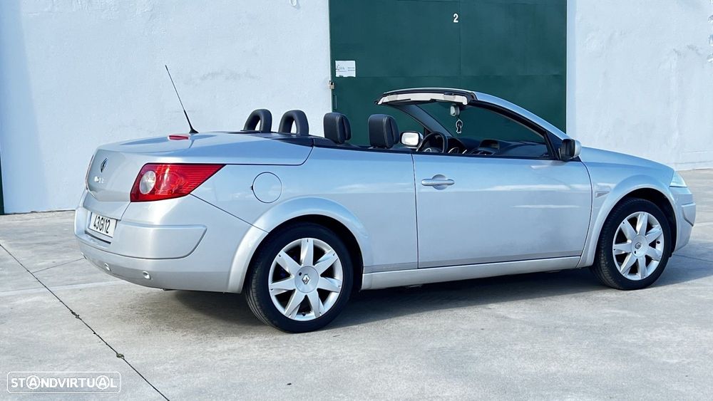 Renault Mégane CC 1.5 dCi Privilège - 4