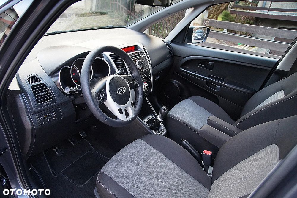 Kia Venga 1.4 CVVT Edition 7 - 10