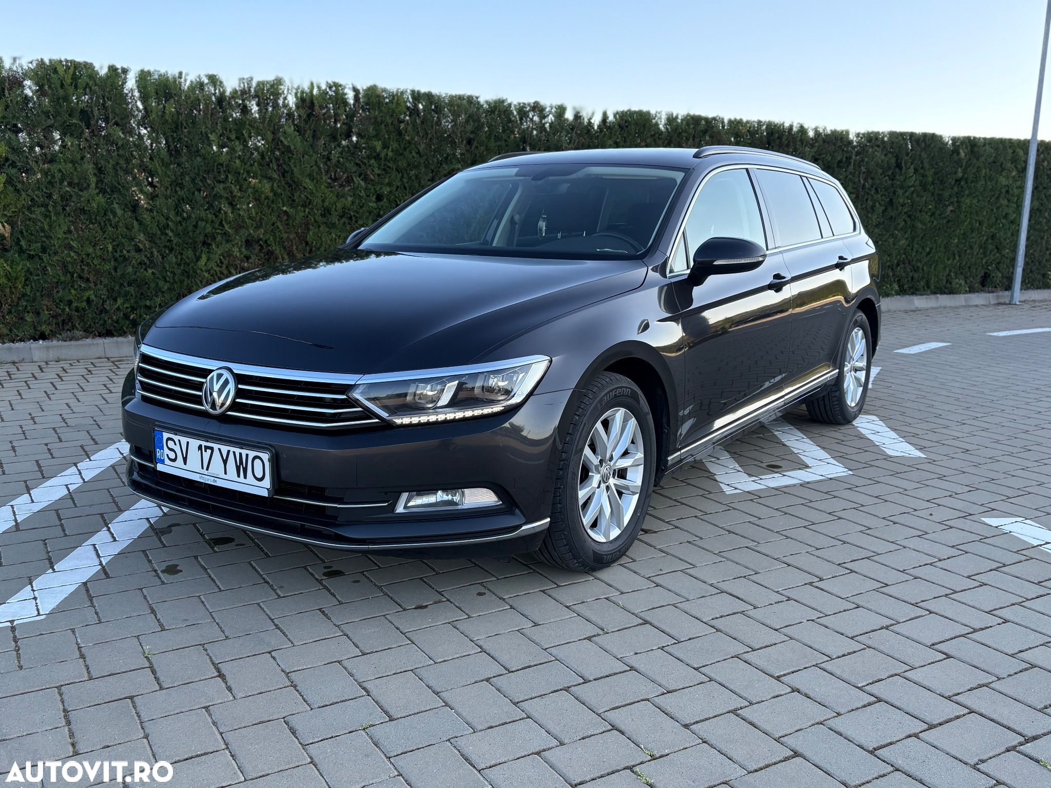 Volkswagen Passat Variant 2.0 TDI DSG Comfortline - 1