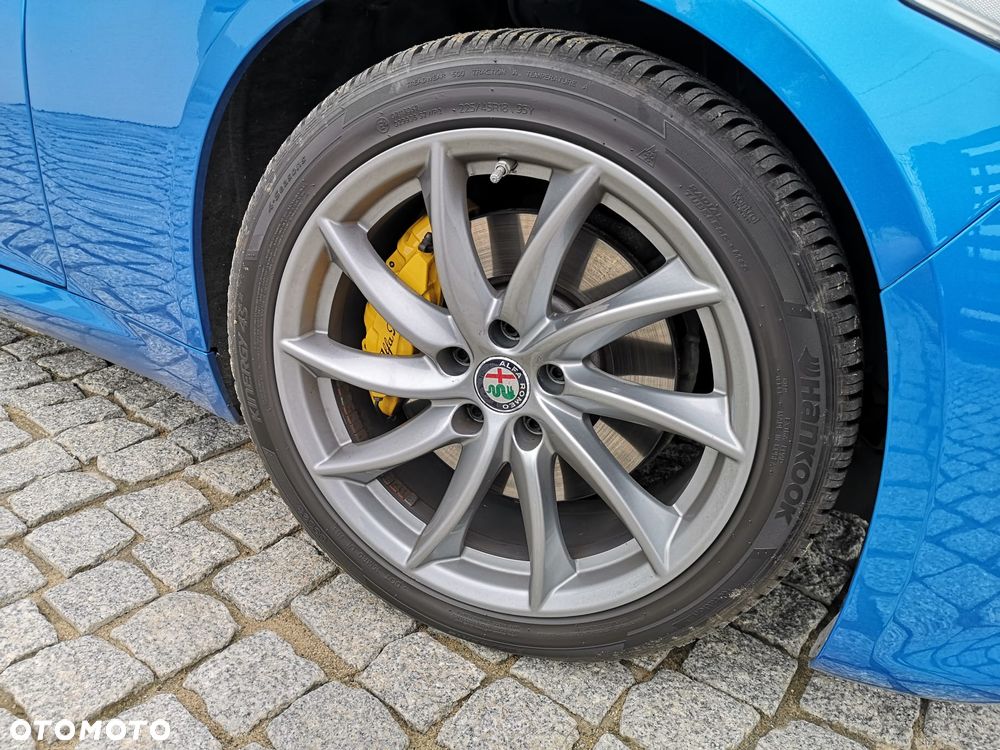 Alfa Romeo Giulia 2.0 Turbo Veloce Q4 - 5