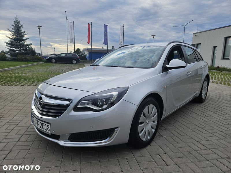 Opel Insignia - 1