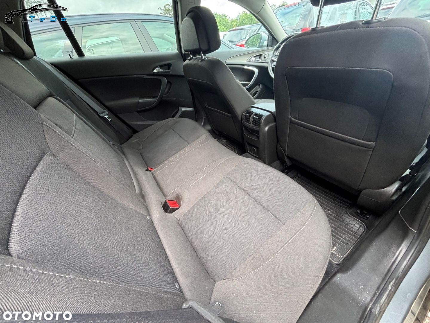 Opel Insignia 1.6 T Cosmo - 27