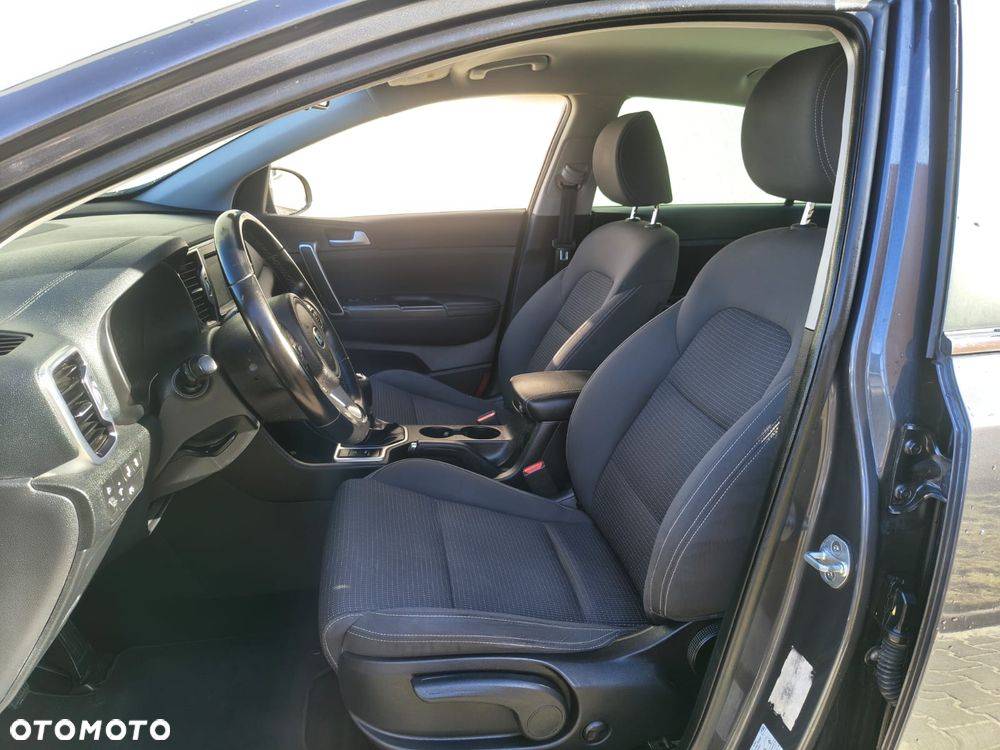 Kia Sportage 1.6 GDI 2WD ISG Spirit - 16