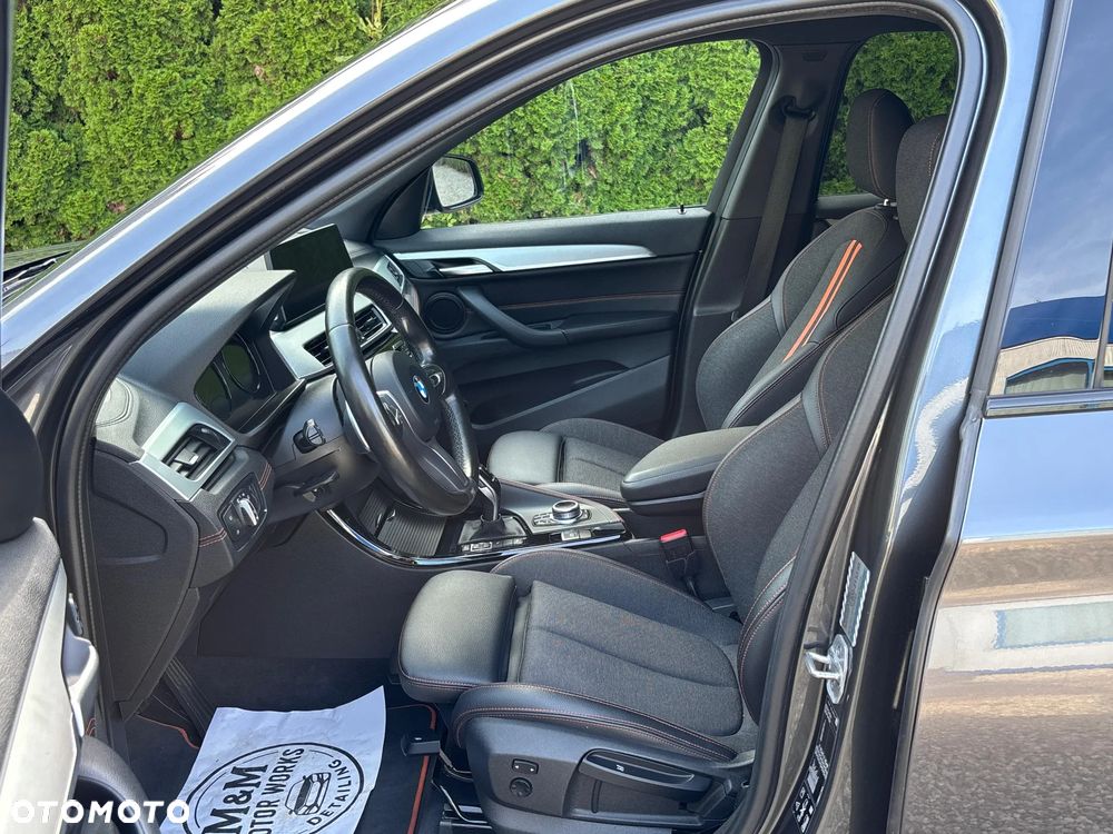 BMW X1 sDrive18d Sport Line - 7
