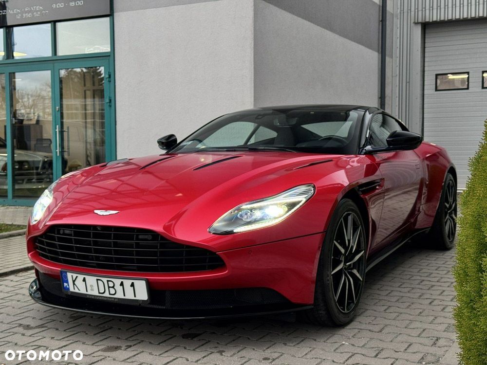 Aston Martin DB11 - 1