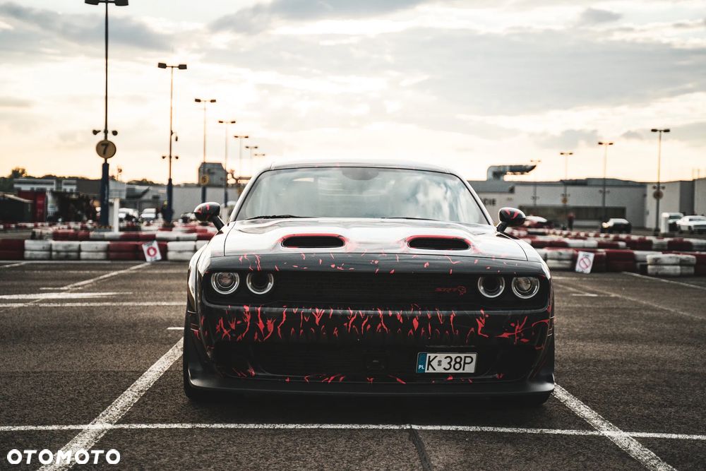 Dodge Challenger 6.2 Hellcat Widebody - 12