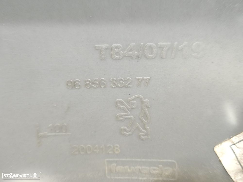 Parachoques trás traseiro original Peugeot 3008 Mk1 T84 de 2008 a 2017 com câmara traseira - 11