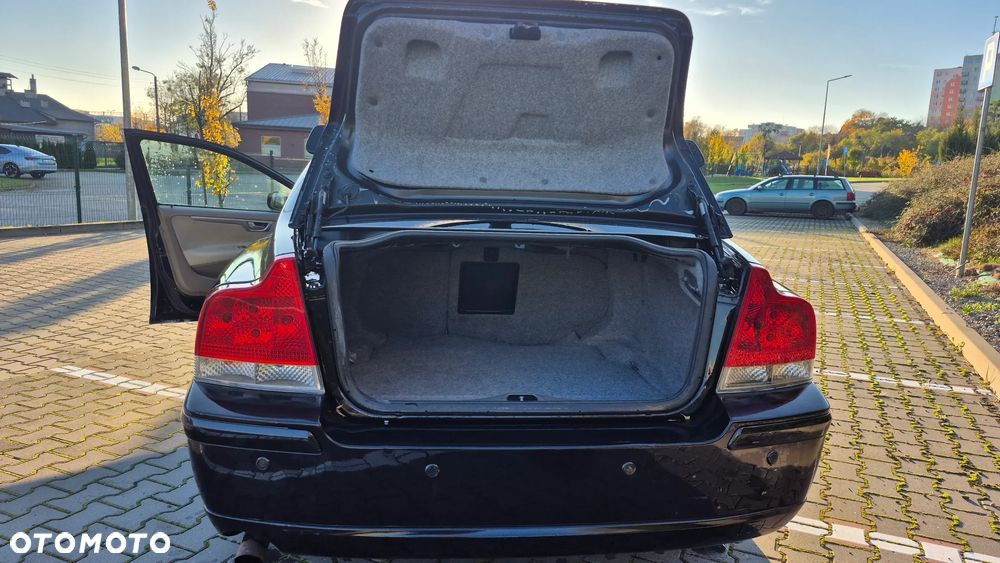 Volvo S60 2.4D Kinetic - 8