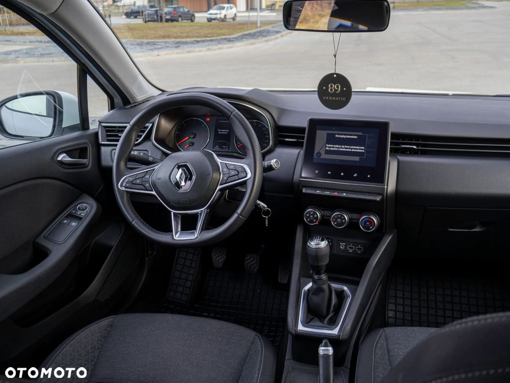 Renault Clio BLUE dCi 85 BUSINESS EDITION - 14