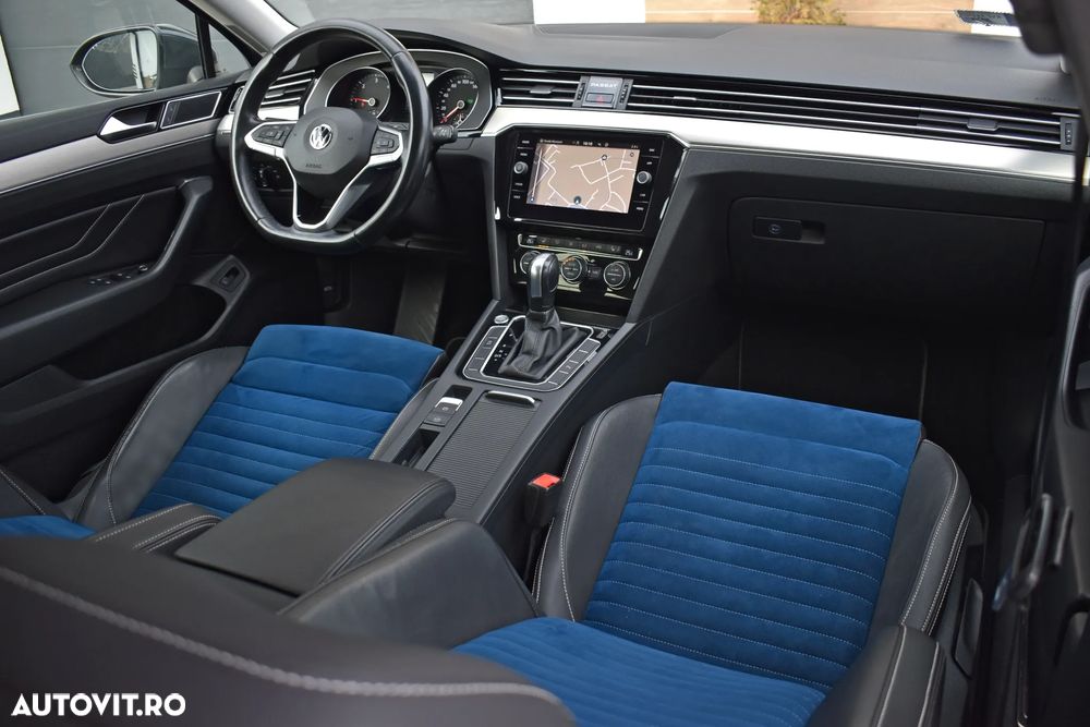 Volkswagen Passat Variant 2.0 TDI SCR DSG Highline - 7