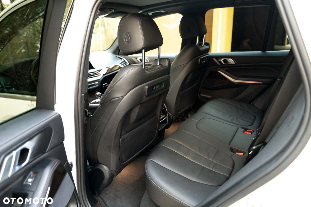 BMW X5 xDrive40i sport - 23
