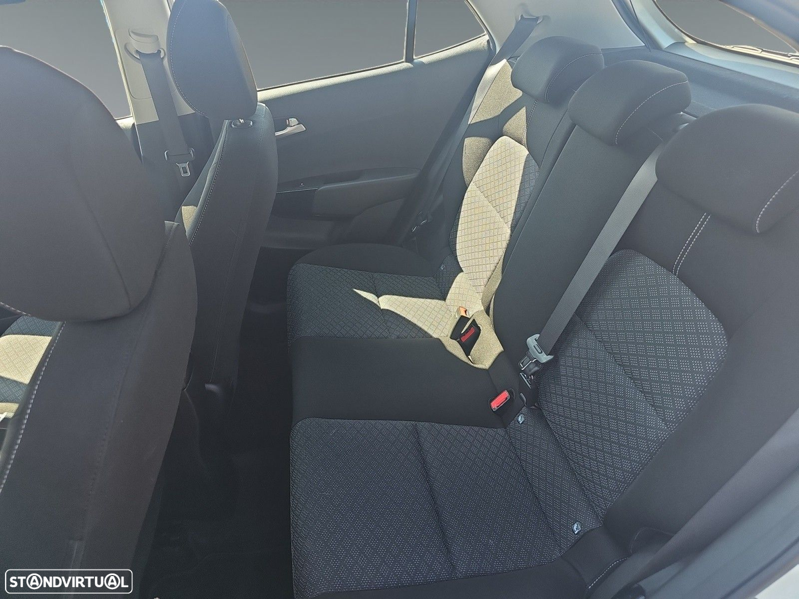 Kia Picanto 1.0 CVVT Urban - 14