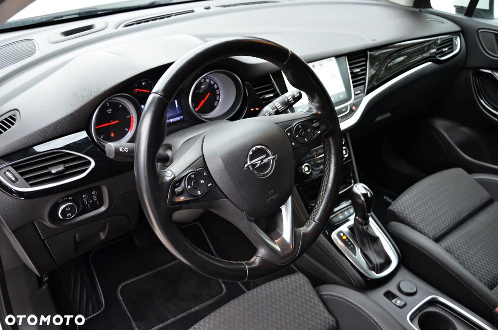 Opel Astra 1.6 D (CDTI) Automatik Dynamic - 28