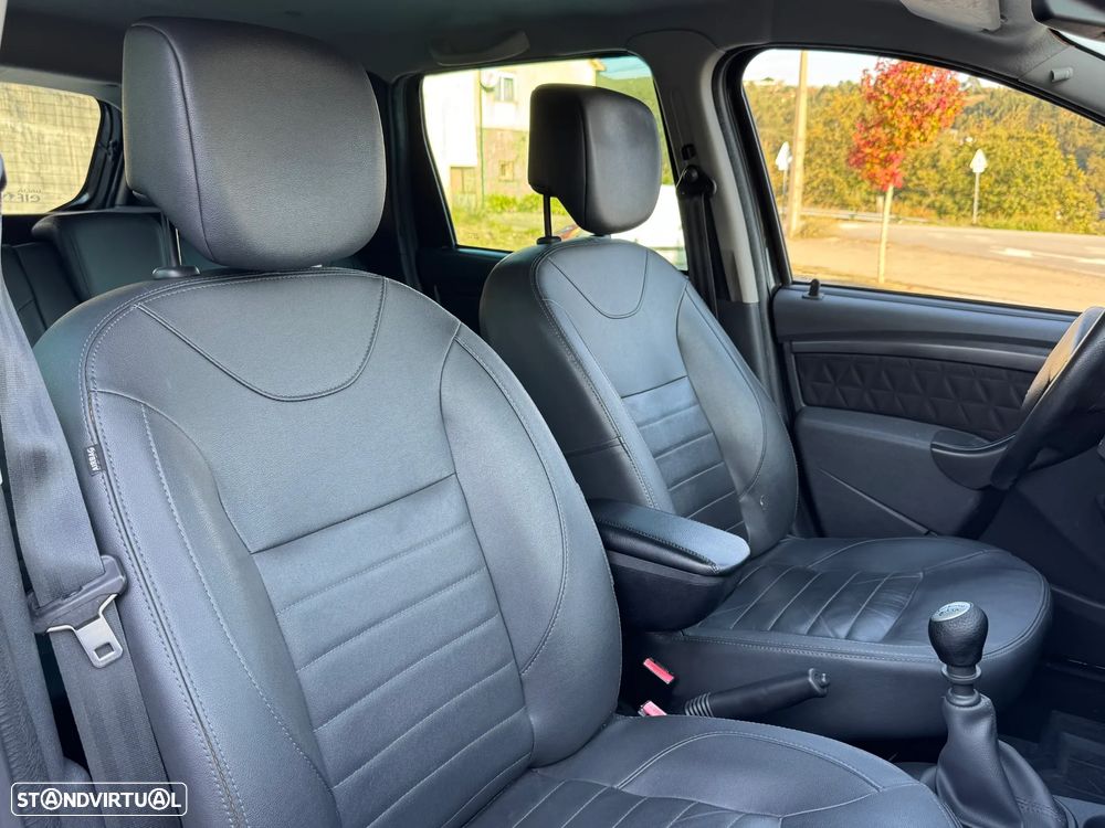 Dacia Duster dCi 110 FAP 4x2 Prestige - 25