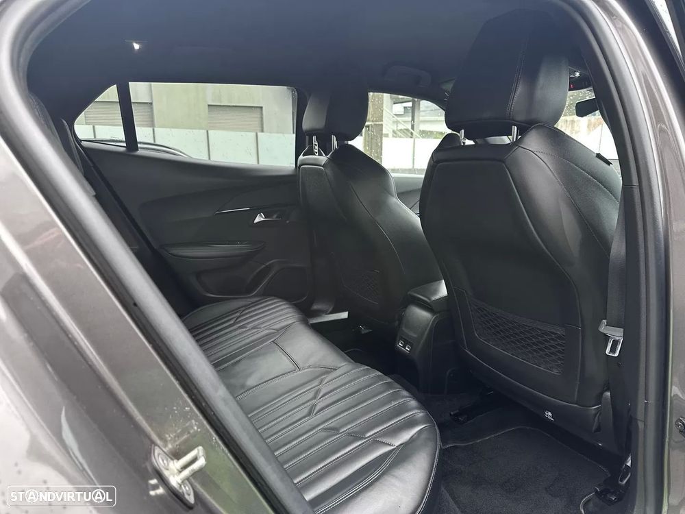 Peugeot 2008 1.2 PureTech GT - 47
