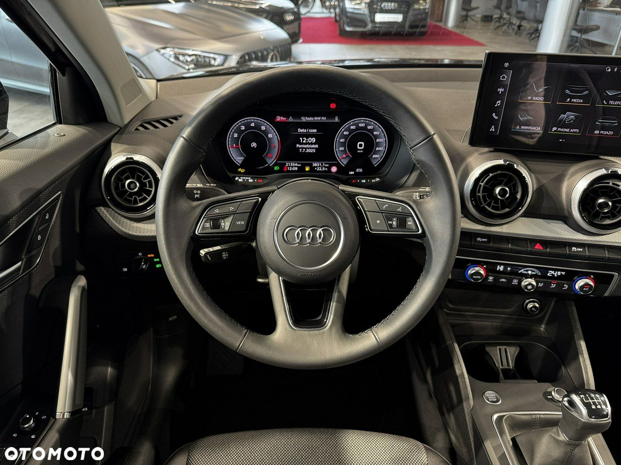 Audi Q2 - 19