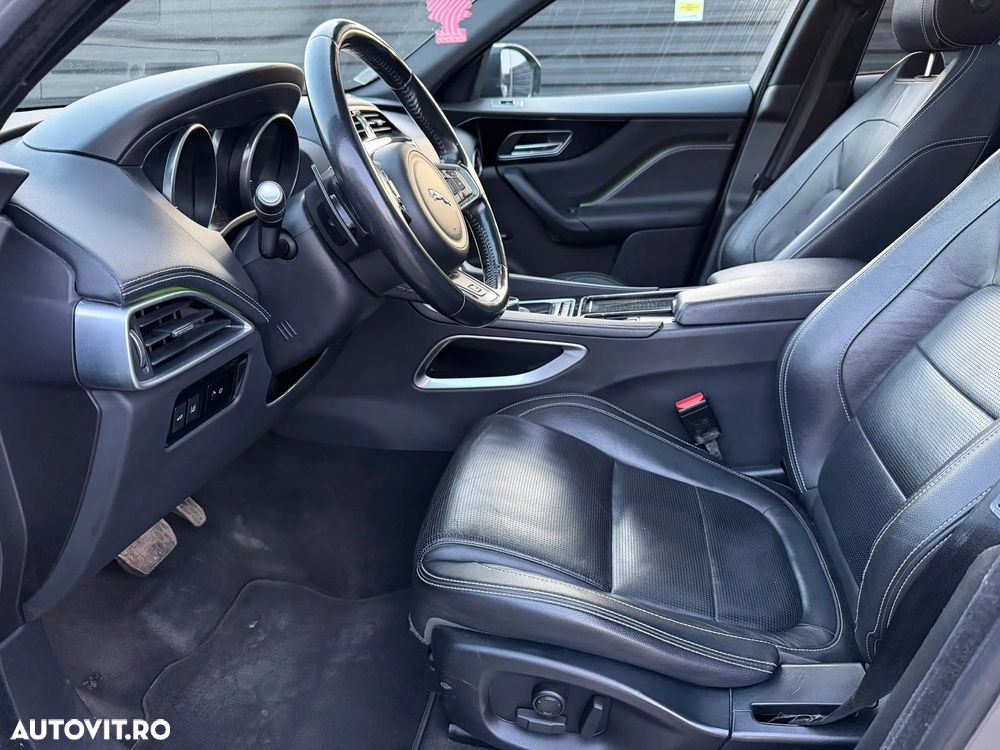 Jaguar F-Pace D300 AWD R-Dynamic HSE 90th Anniversary Edition - 13