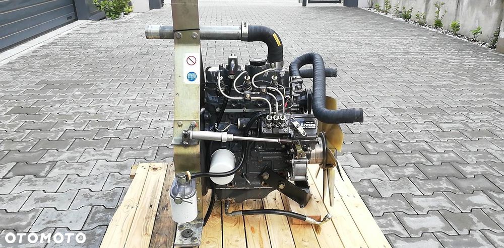 SILNIK PERKINS 103-10 15,8 kW/3600 rpm 0,954L 12 927 zł netto - 8