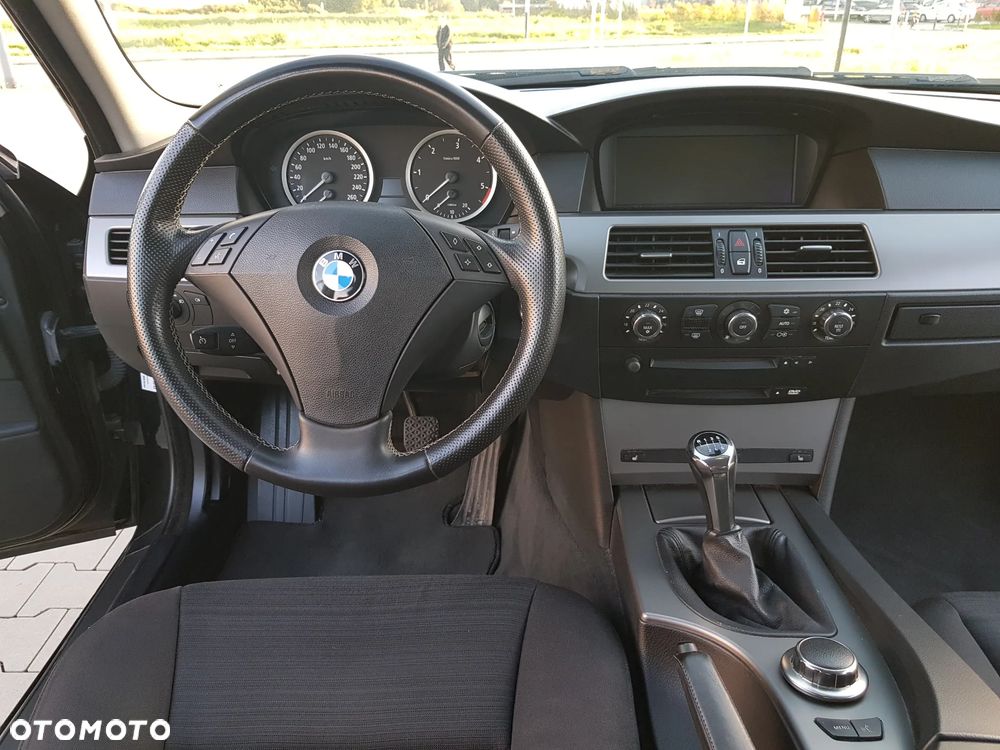 BMW Seria 5 520d - 19