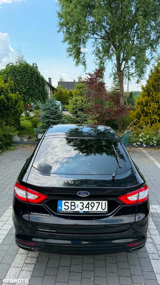 Ford Mondeo 2.0 EcoBoost Titanium - 4