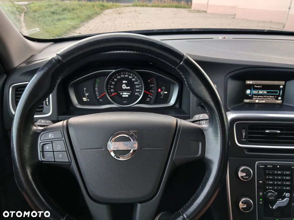Volvo V60 D3 Momentum - 3