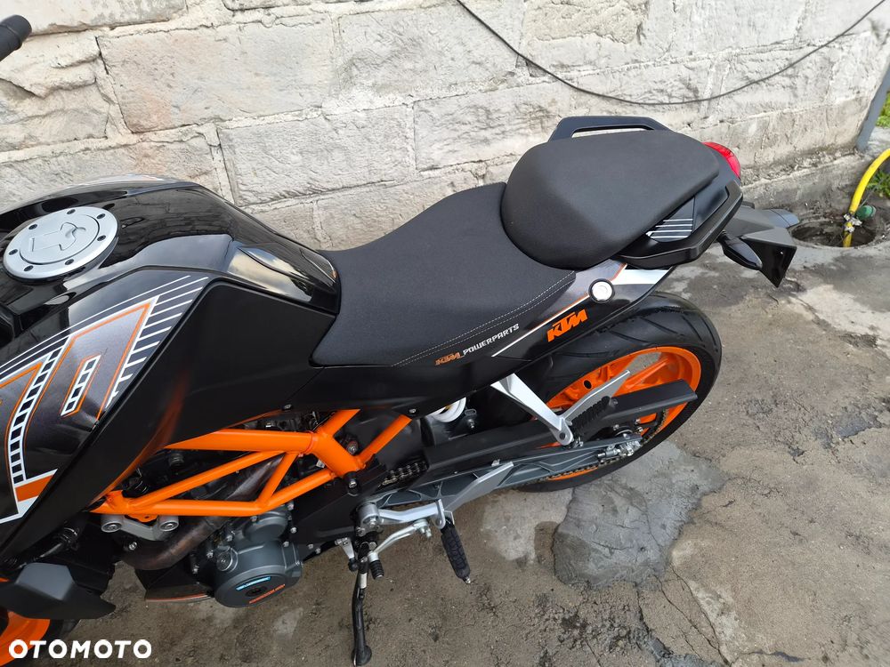 KTM Duke - 21