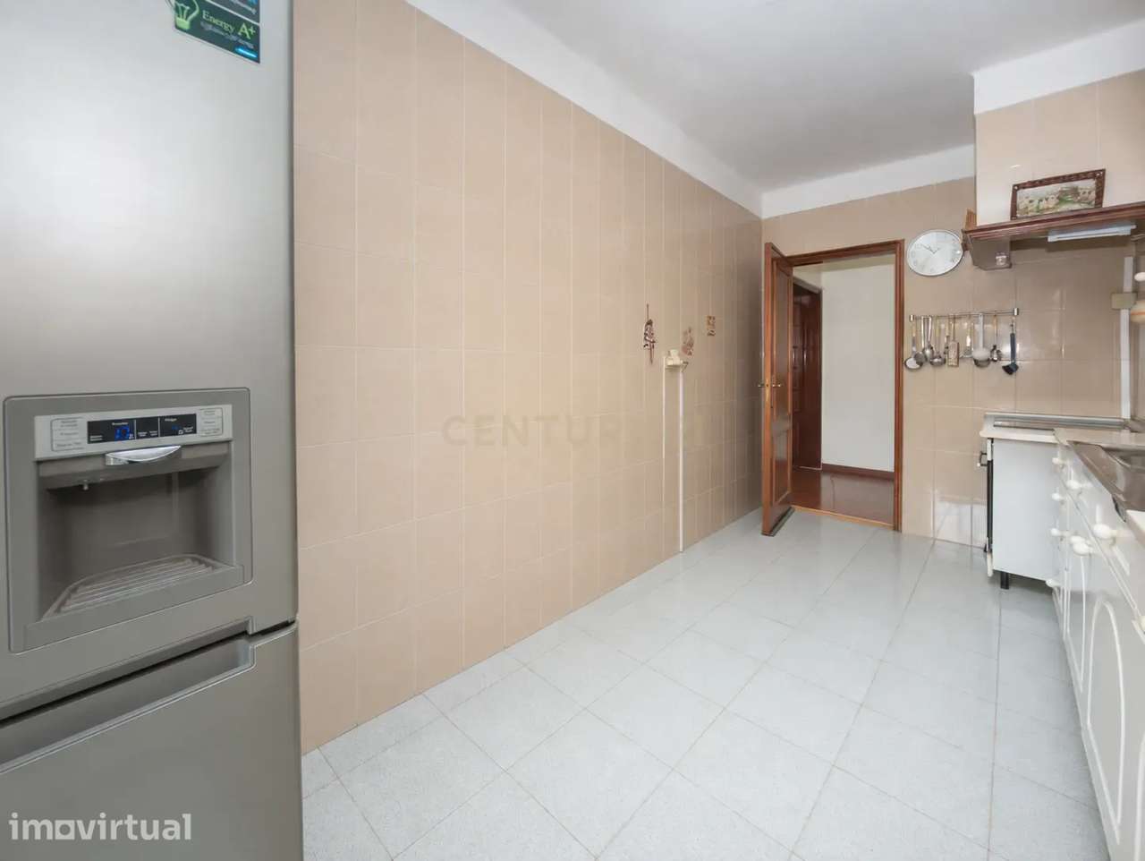 T3+1 Duplex com garagem e entrada independente a 200 metros do mar, na - Grande imagem: 4/29