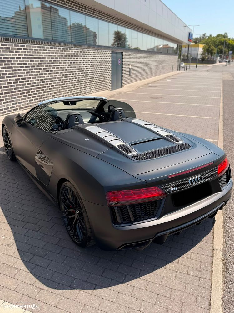 Audi R8 Spyder - 13