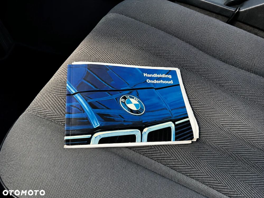 BMW Seria 7 - 28