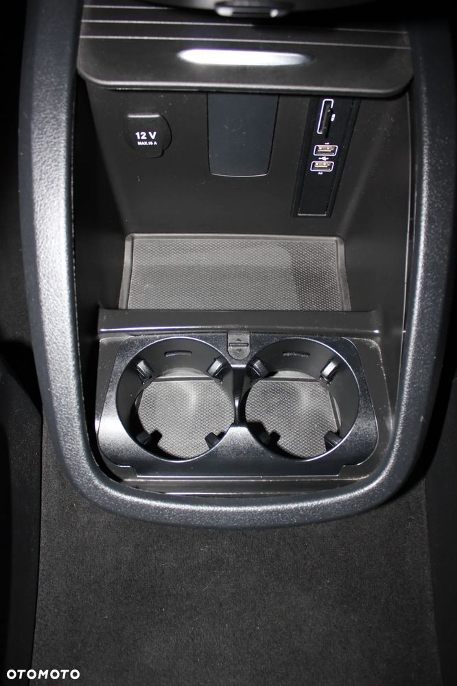 Mercedes-Benz Klasa V 220 (BlueTEC) d Avantgarde 7G-Tronic - 15
