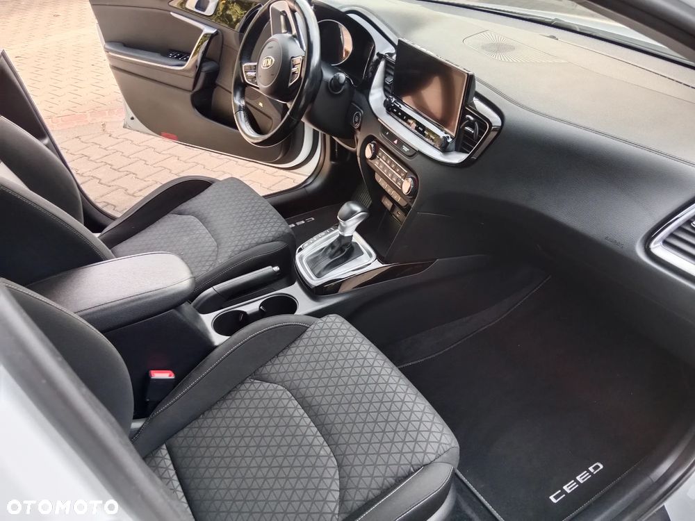 Kia Ceed - 17