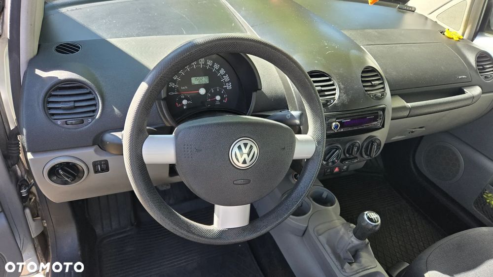 Volkswagen New Beetle 1.4 - 10