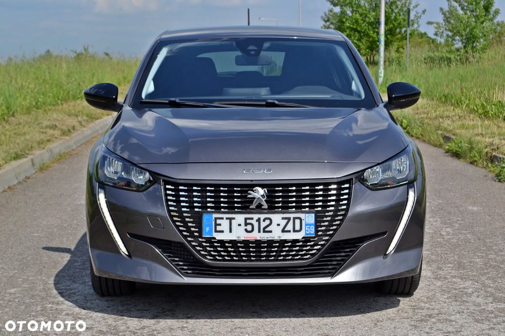 Peugeot 208 - 13