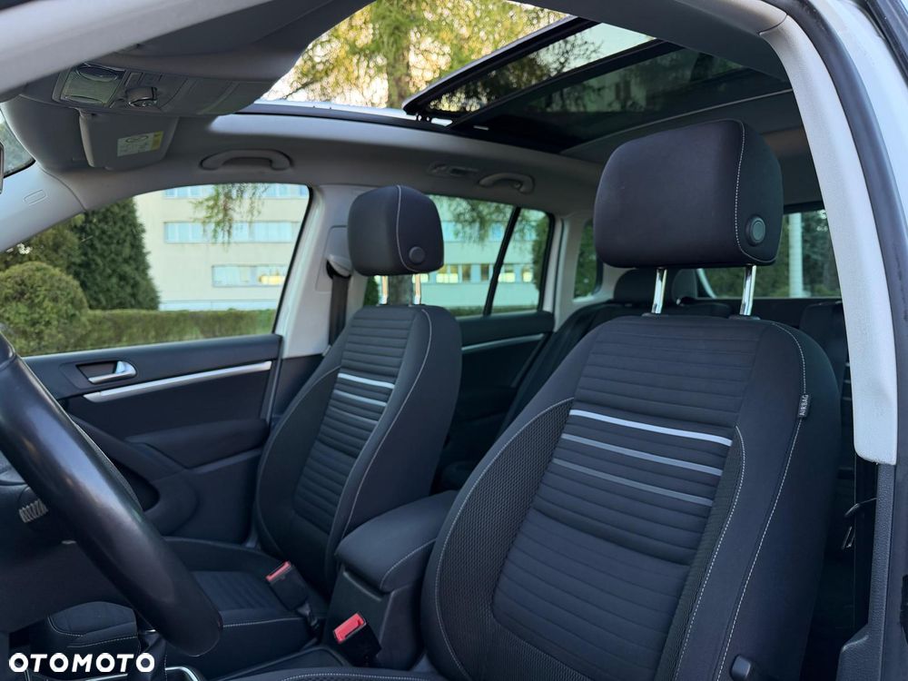 Volkswagen Tiguan 2.0 TDI DPF BlueMotion Technology Cup Sport & Style - 17