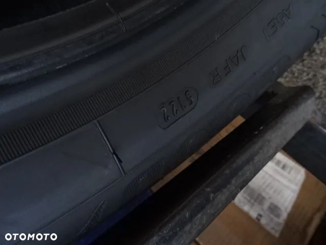 205/55/R17 91V Goodyear Efficient Grip Performance - 8