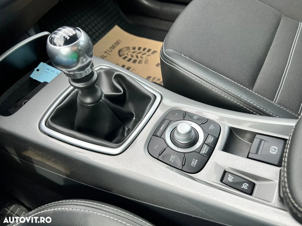 Renault Laguna dCi 110 FAP Limited - 14