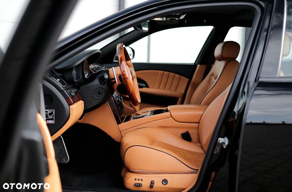 Maserati Quattroporte S - 19