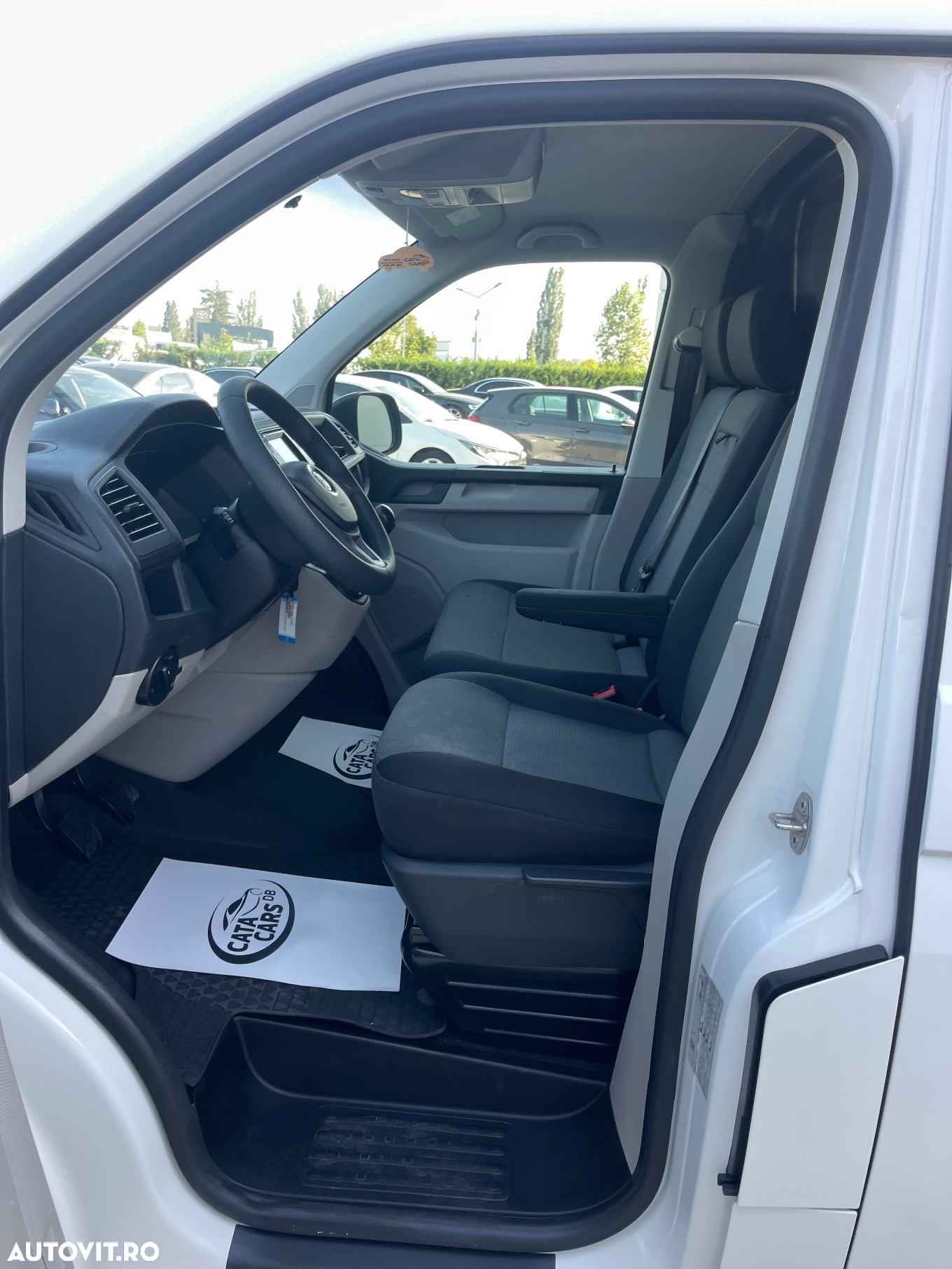 Volkswagen Transporter 2.0TDI  LUNG  2CULISANTE  USI SPATE - 29
