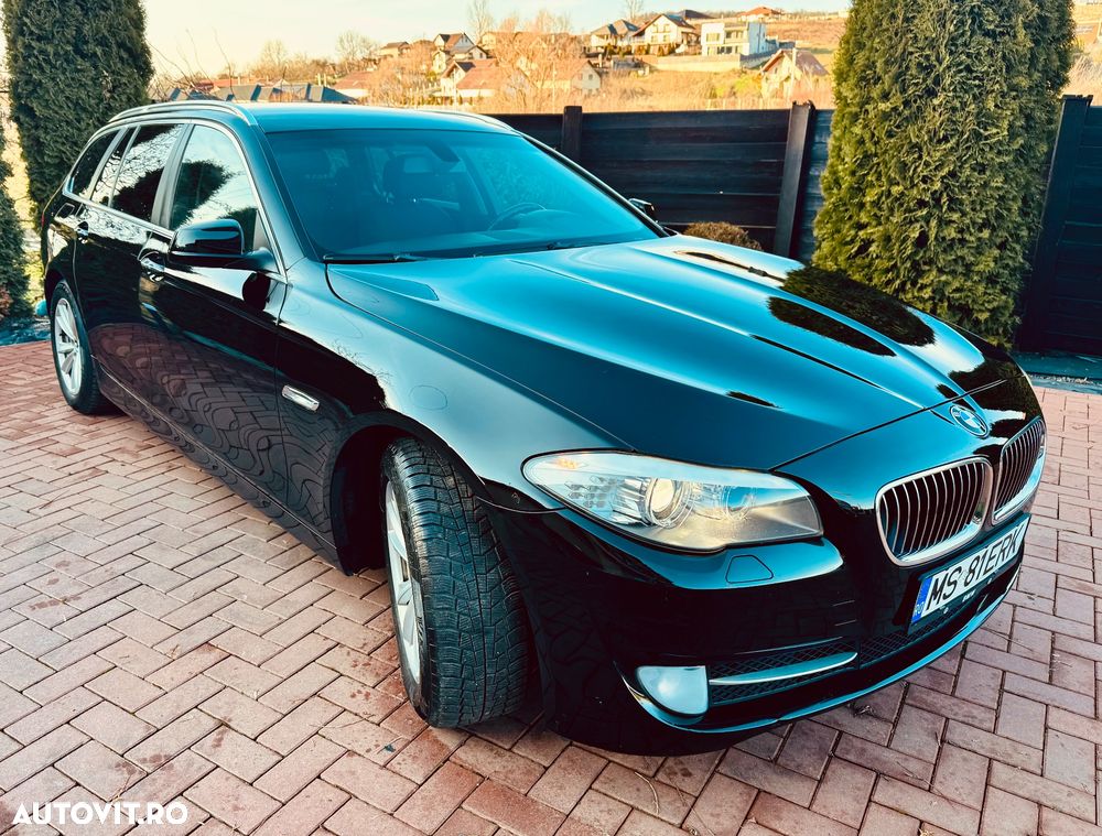 BMW Seria 5 520d Touring - 4