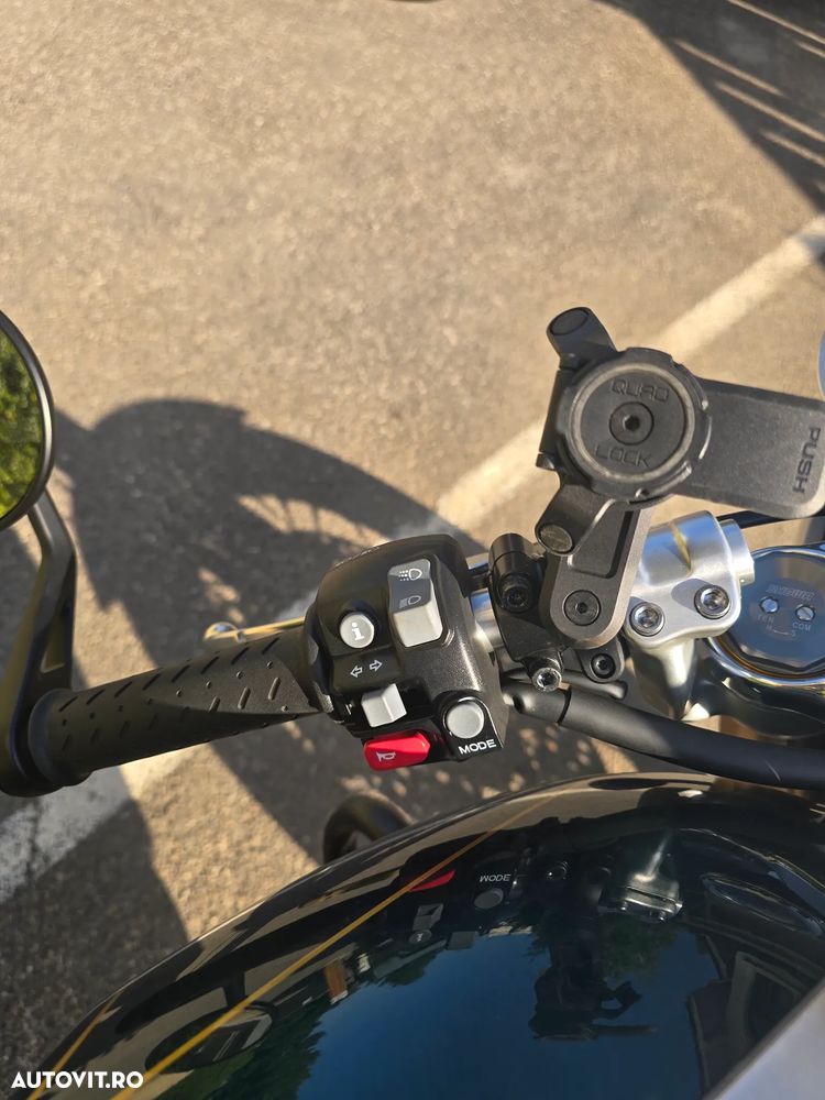 Triumph Thruxton - 2
