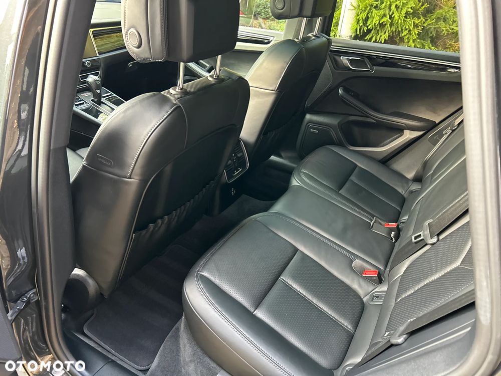 Porsche Macan - 17