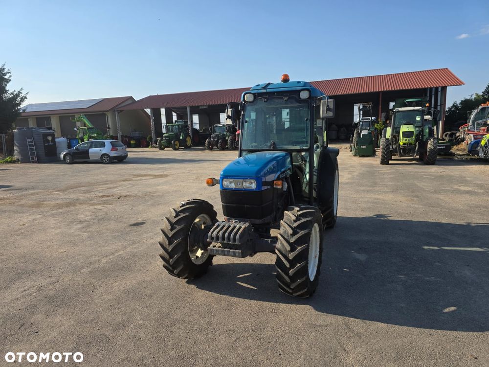 New Holland TN75F - 3