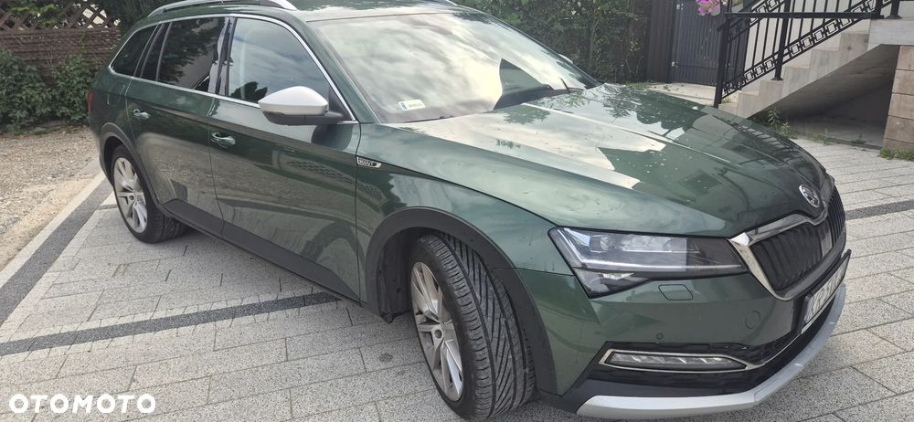 Skoda Superb 2.0 TDI SCR 4x4 Scout DSG - 1